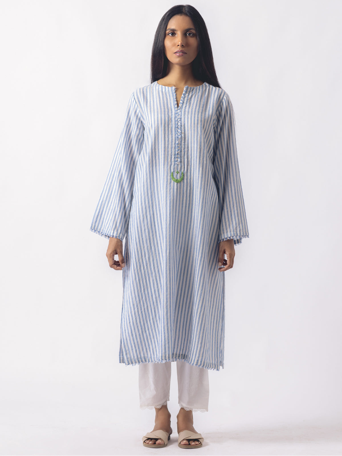 Moon & Waves – Long-Line Shirt with Embroidery