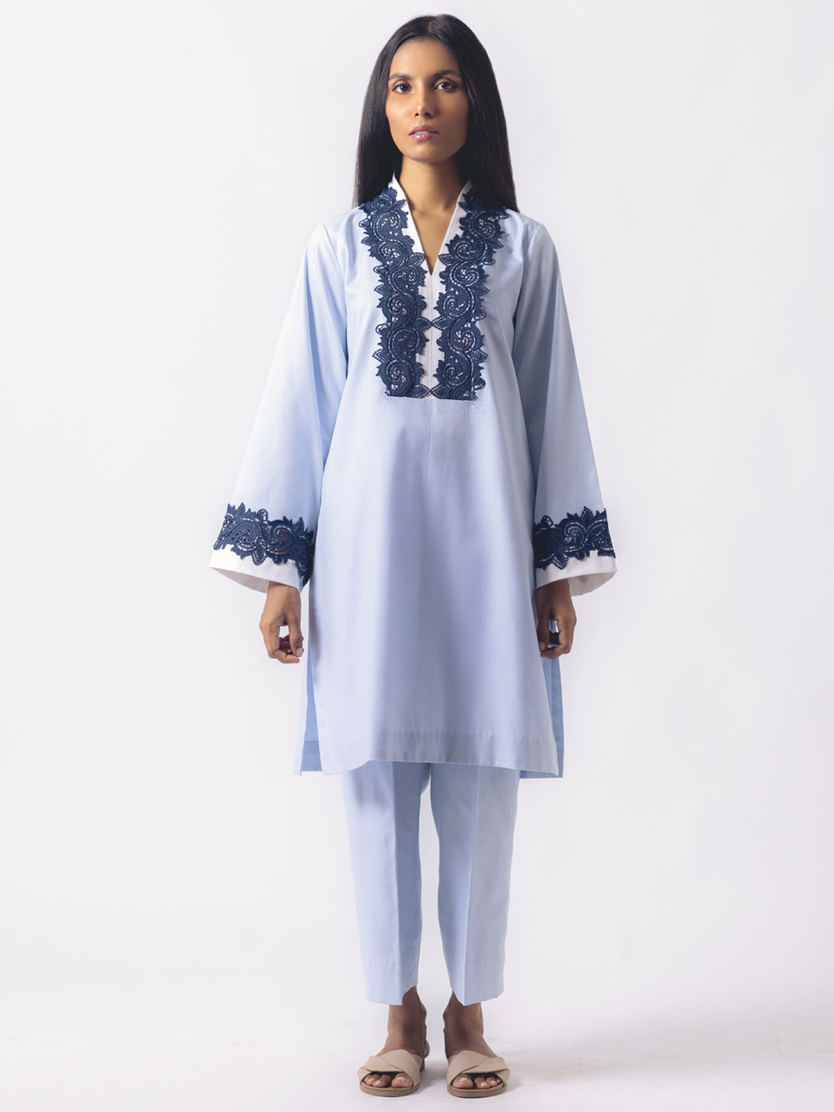 Vine - Shirt With Intricate Lace Detailing And Culottes